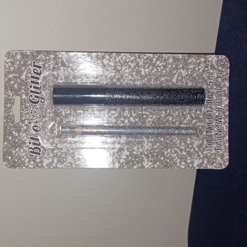 Makeup Assortment - Picture 5 of 9